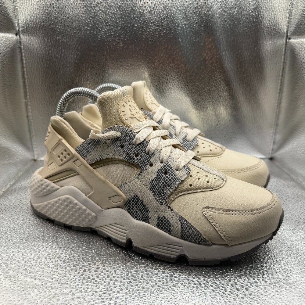 Size 8 Nike Air Huarache‎ Run Premium Phantom White Womens Shoes 683818-015